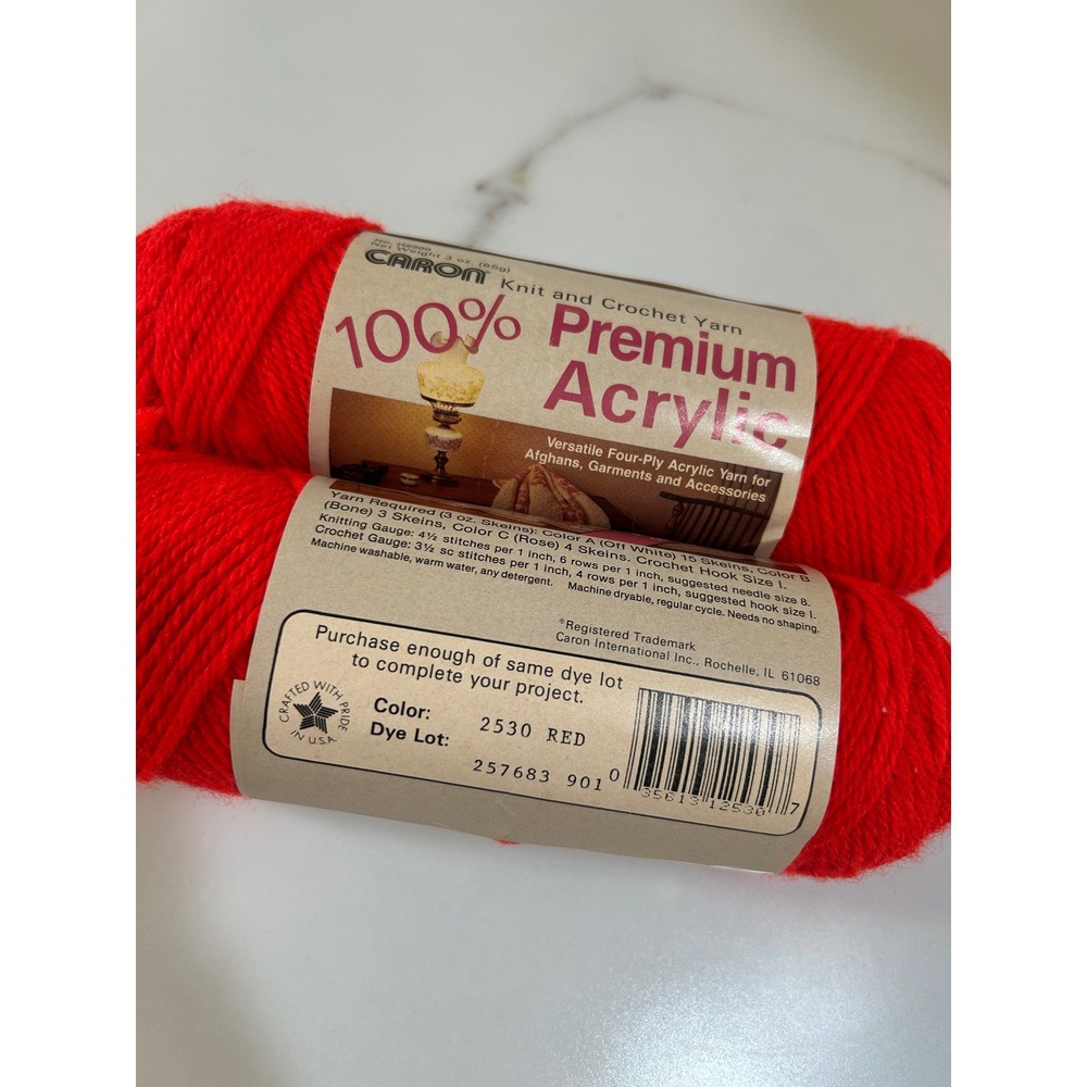 Caron 100% Premium Acrylic Yarn 2530‎ Red 4-Ply 3oz Skeins Lot of 2 H2500